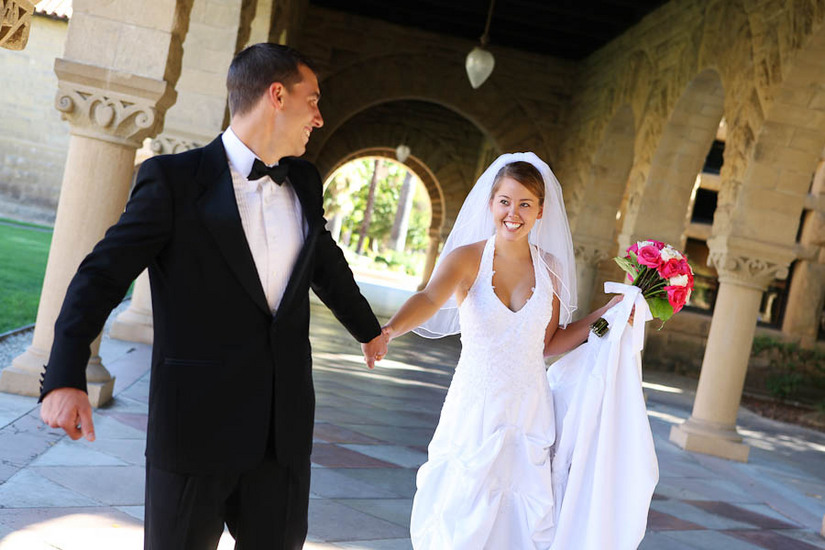  : WEDDING : design :: PARIS